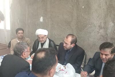 برپایی میز خدمت دادگستری خوزستان در نماز جمعه اهواز