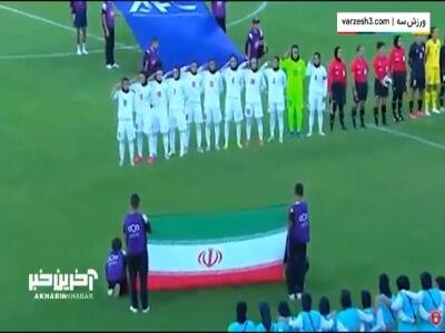 سلام نظامی تیم ملی زنان پیش از بازی با اردن