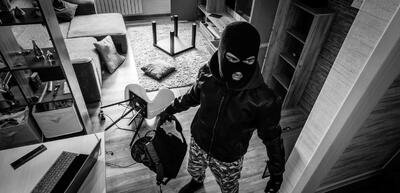 سرقت شبانه از ویلای اسطوره فوتبال!