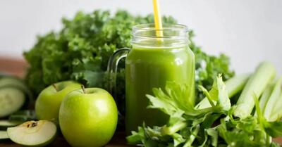 بهترین نوشیدنی‌ها برای کوچک کردن شکم