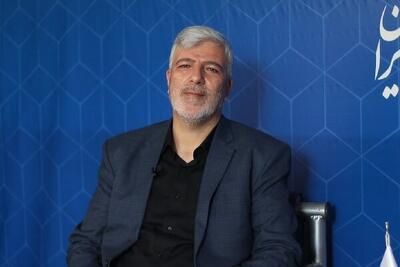 شهید دکتر طهرانچی نقطه عطف مدیریت دانشگاه آزاد اسلامی بود