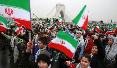 ببینید | خبرنگار آمریکایی: مردم ایران می‌گویند جنگ آن‌ها را قوی‌تر کرده است