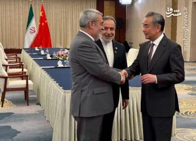 دیپلماسی فعال ایران همسو و بازیگران مهم عرصه جهانی حرکت می‌کند
