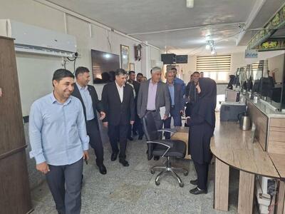 بازدید معاونین گمرک ایران و هیئت همراه از اداره کل گمرکات استان ایلام