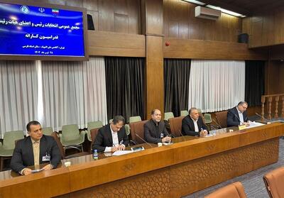 ۹ نفر انصراف دادند/ برگزاری انتخابات فدراسیون کاراته با ۴ نفر - پارس فوتبال