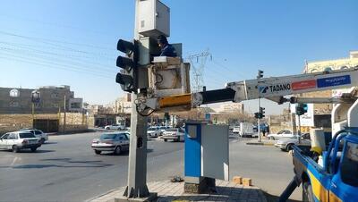 تجهیز ۲۰۱ تقاطع پرتردد اصفهان به سیستم برق اضطراری