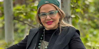 بهاره رهنما با یک استایل شلخته دیگر در رونمایی یک کتاب دیده شد - چی بپوشم