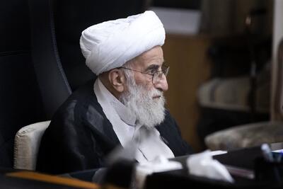 تصاویری جدید از آیت الله جنتی در 98 سالگی