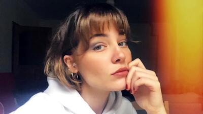 تصویر روز | بیوگرافی دنیز ایشین، بازیگر مشهور اهل ترکیه و عکس‌های شخصی | گلی شی