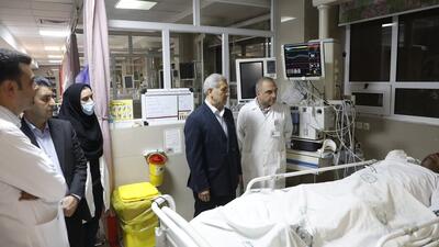 عیادت رئیس دانشگاه علوم پزشکی شیراز از مصدومان واژگونی اتوبوس در کوار