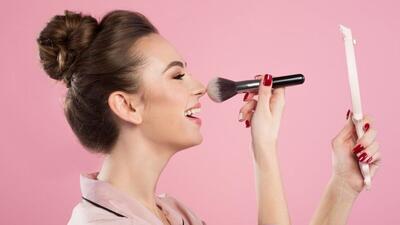 سبک آرایش دخترانه مینیمال برای پوست‌های خسته - سبک ایده آل