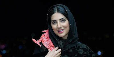 این بازیگر ایرانی شیفته خبرساز شدن با کیف‌های عجیب و غریب است! - چی بپوشم
