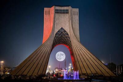 تغییرات تازه شهرداری تهران در برج آزادی خبرساز شد - چیدانه