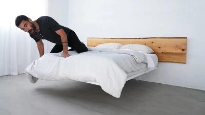 دنبال تخت خاص و بدون پایه میگردی؟ ساخت تخت معلق با تکیه گاه چوب سدار