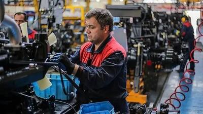 جامعه کارگری در انتظار افزایش دستمزدها/چرا به جلسه اضطراری شورای عالی کار نیاز است؟