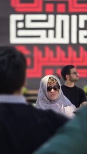 عکس/ تغییر پوشش خبرنگاران زن خارجی در امام‌زاده صالح | اقتصاد24