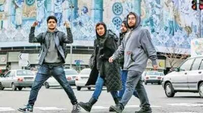 نسل زد، پای کار وطن