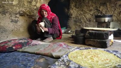 پخت شیربرنج و نان لواش در غار افغانستان / غذای روستایی با طعم اصالت
