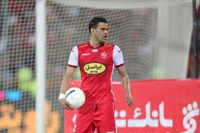 مهاجم مازاد پرسپولیس هیچ خواهانی ندارد!