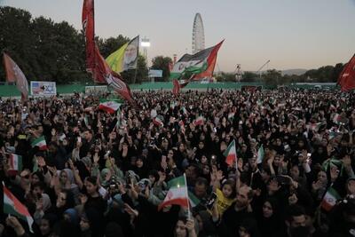 گزارش خبرنگار SNNTV از اجتماع بزرگ کودکان و نوجوانان مشهدی در روز شهادت امام سجاد(ع)+فیلم