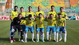 توافق نفت آبادان با ۹ بازیکن و مربی طلبکار