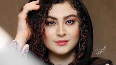 زمان گذر ؛ پوشش متفاوت خانم مریم مومن در یک طبیعت زیبا