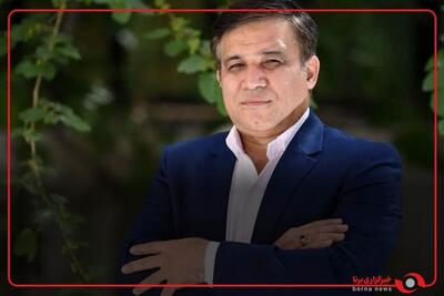 اعتراض هواداران استقلال به تاجرنیا، رئیس هیات مدیره استقلال