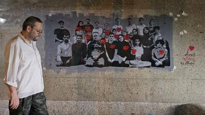 «نام جاوید وطن» به تصویر کشیده شد/ روایت نقاشی شهدا بر دیوار خیابان‌های تهران