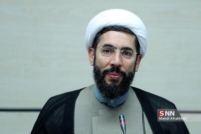 رستمی: وحدت مسئولیت بزرگی است که بر دوش تک تک مسلمانان است/ ظام سلطه به دنبال هضم کردن مسلمانان است و برایشان شیعه و سنی فرقی ندارد + فیلم