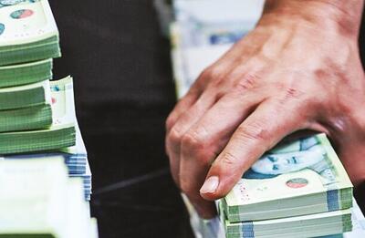 تلاش دولت برای عبور از دوران سخت اقتصادی