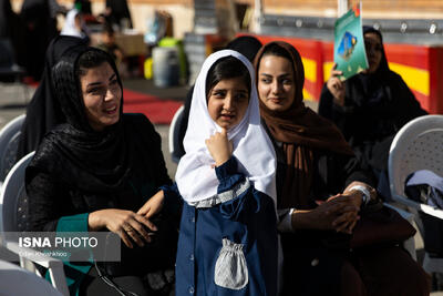 جدایی از «امنترین پناهگاه»؛ چگونه اضطراب روز اول مهر را برای کلاس اولیها کم کنیم؟