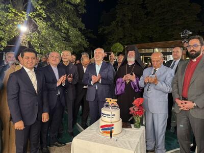 حضور رئیس بنیاد ایرانشناسی در مراسم گرامیداشت سالگرد استقلال ارمنستان