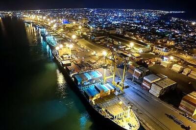 بوشهر در مسیر تبدیل به قطب تجارت منطقهای؛ تجار درگیر موانع مقرراتی